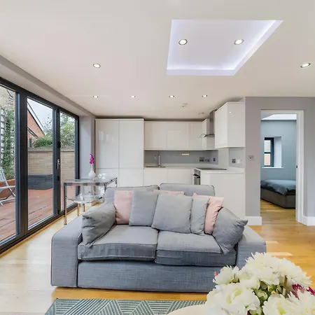 Modern Blackheath Home London Exterior photo